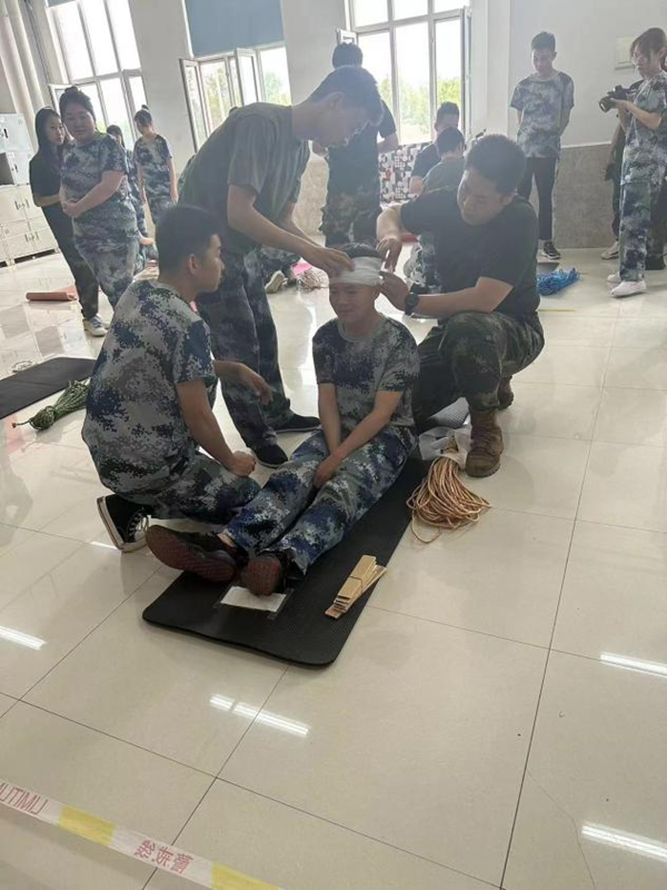 米乐mile官方网站‖管理学院‖劳动创造美好明天 竞技迸发生活激情