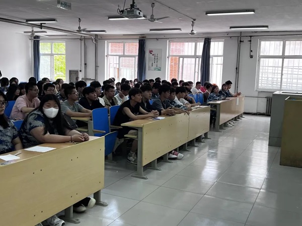 米乐mile官方网站‖管理学院‖我院举行“诚信资助”宣讲活动