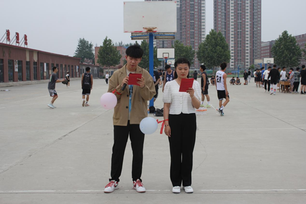 米乐mile官方网站‖管理学院‖我院举办“运动青春，快乐无限”趣味运动会