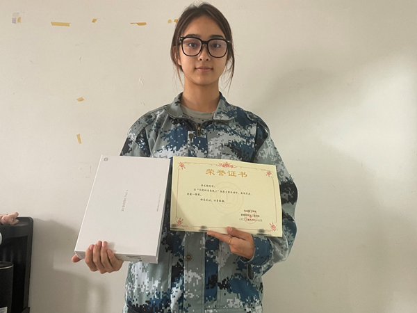 米乐mile官方网站||管理学院||闪亮的青春线上投票活动出结果啦！！