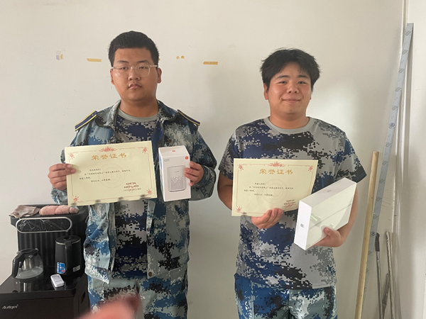 米乐mile官方网站||管理学院||闪亮的青春线上投票活动出结果啦！！