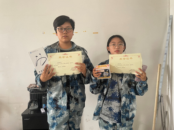 米乐mile官方网站||管理学院||闪亮的青春线上投票活动出结果啦！！