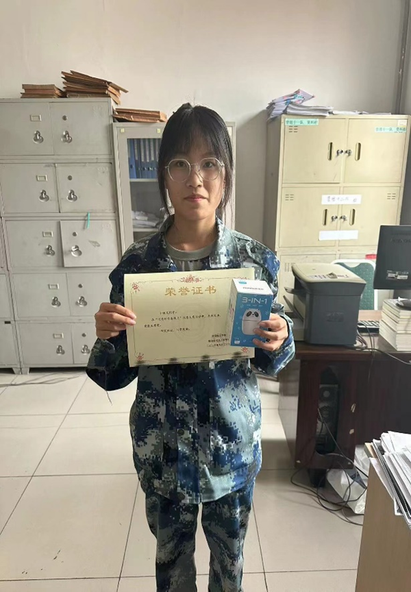 米乐mile官方网站||管理学院||闪亮的青春线上投票活动出结果啦！！