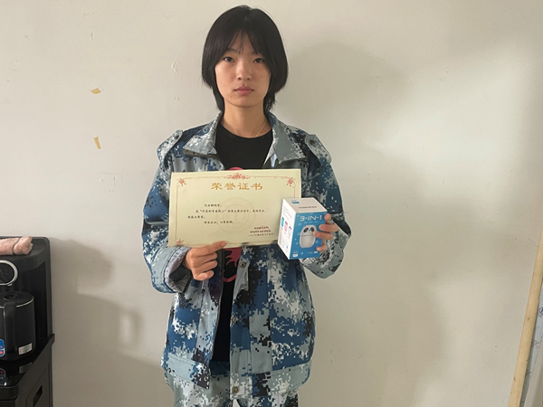 米乐mile官方网站||管理学院||闪亮的青春线上投票活动出结果啦！！