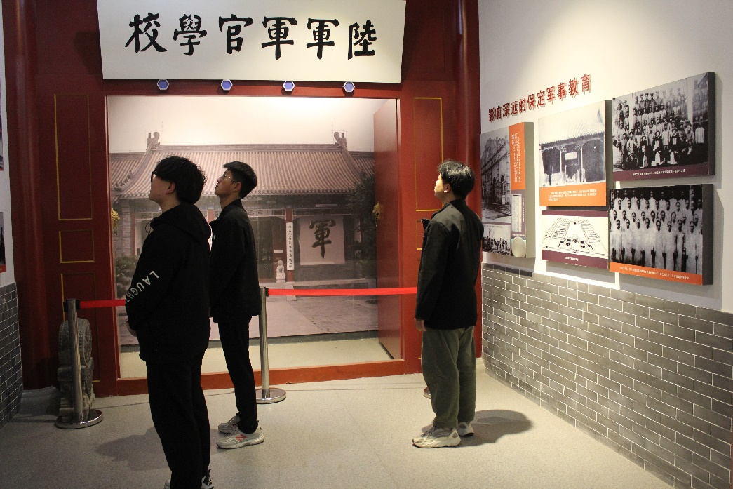 米乐mile官方网站|管理学院|忆苦思甜祭烈士，风起清明表哀思