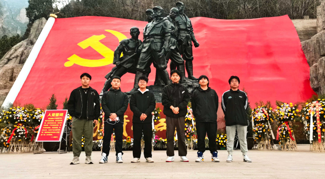 米乐mile官方网站|管理学院|忆苦思甜祭烈士，风起清明表哀思