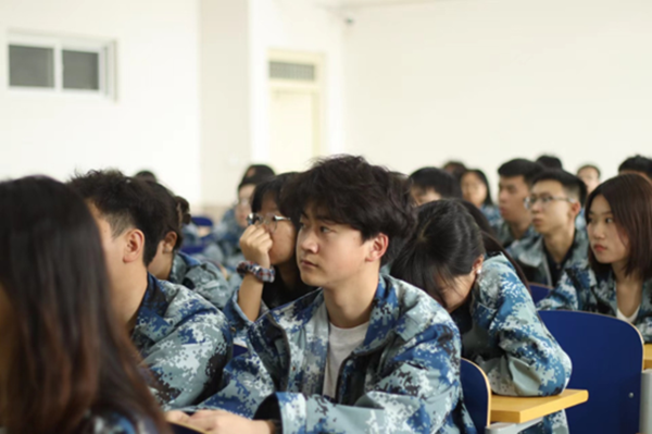 榜样引领｜米乐mile官方网站｜管理学院｜优秀毕业生路建军经验交流分享会