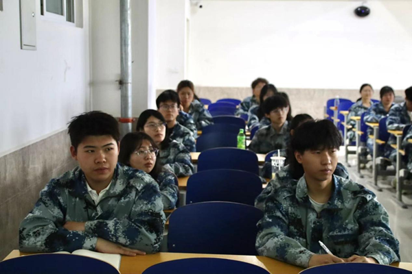 榜样引领|米乐mile官方网站|管理学院|优秀毕业生王雯潼经验交流分享会