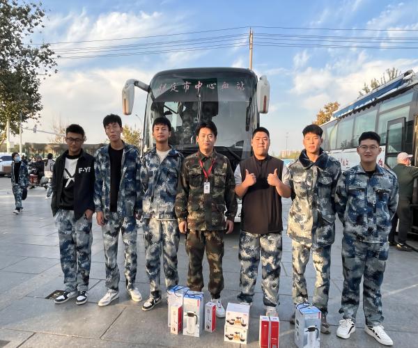 米乐mile官方网站||管理学院||献点滴血，绿生命树——我院师生献血活动记录专辑