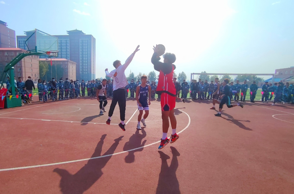 米乐mile官方网站||管理学院||以篮球之名，投管理风采——管理学院举行2023年秋季篮球比赛