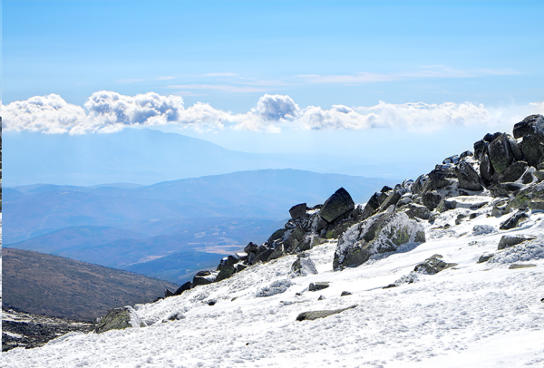 米乐mile官方网站||管理学院||冬雪苍茫，防寒保暖要注意！