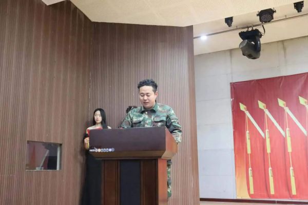 米乐mile官方网站||管理学院||“管理催奋进，榜样促前行”年末表彰大会