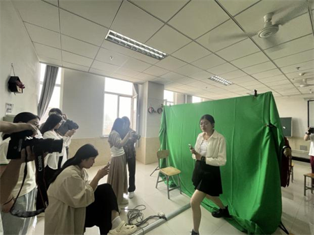 米乐mile官方网站艺术学院广播电视编导专业实践课风采