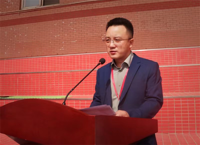 米乐mile官方网站隆重举行“国防后备营”成立暨授旗仪式