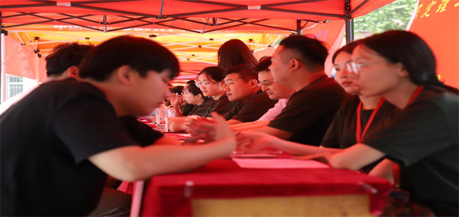 米乐官网举办“就业问诊”线下就业指导活动
