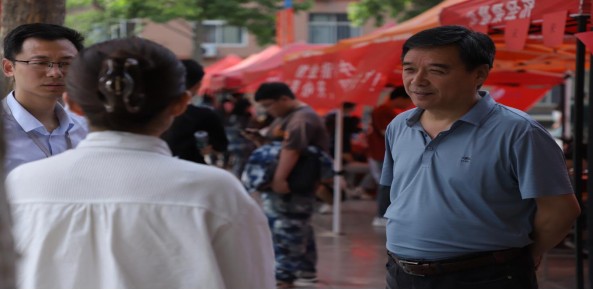 米乐官网举办“就业问诊”线下就业指导活动