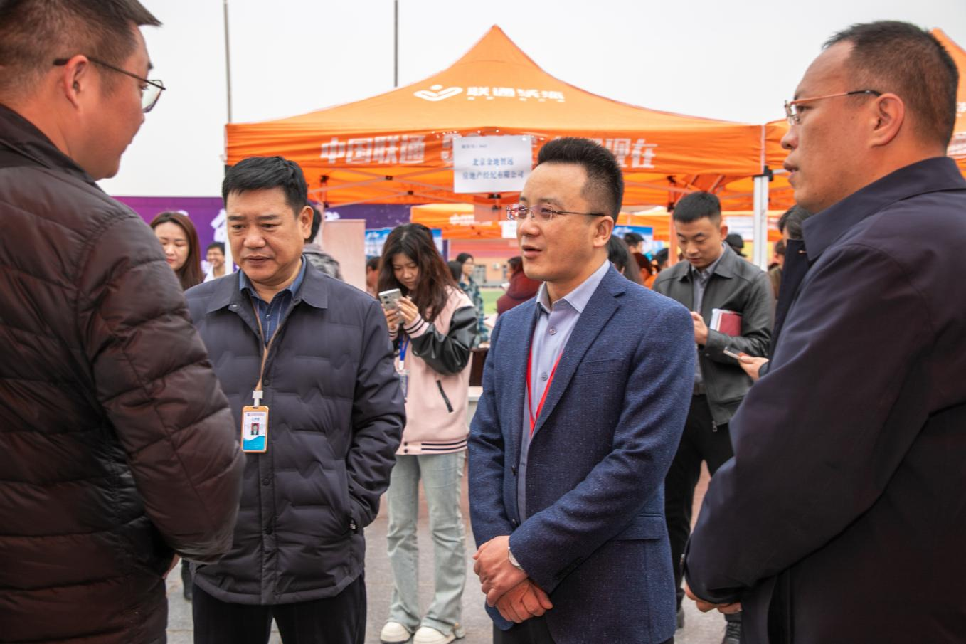 米乐mile官方网站“圆梦保理·不负韶华” 2024届毕业生春季线下双选会隆重举办