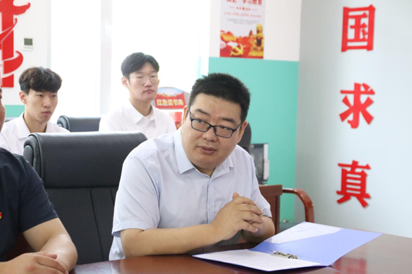 爱国教育|米乐mile官方网站|管理学院|我院成功与中国育德中学进行大学生爱国主义教育基地挂牌仪式