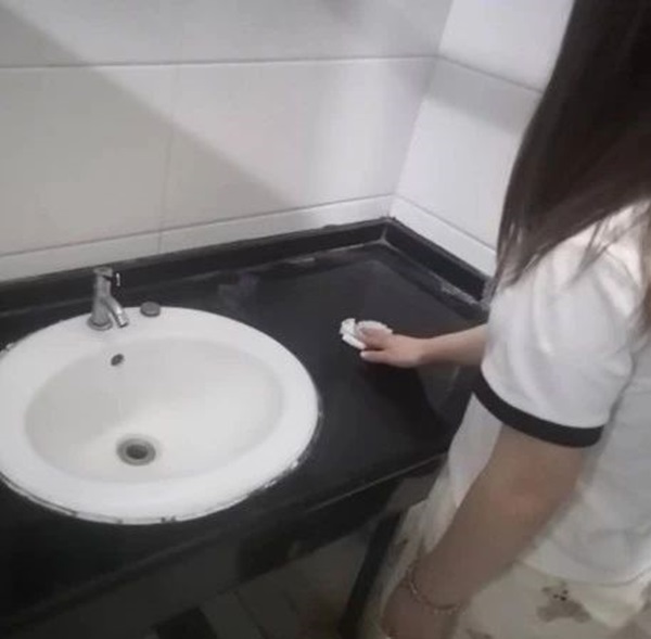 劳动教育|米乐mile官方网站|管理学院|宿舍是我家，美化靠大家