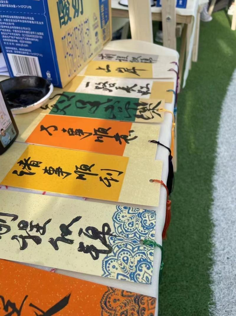 青春校园|创意无限，文化交融—米乐mile官方网站首届文创市集圆满结束