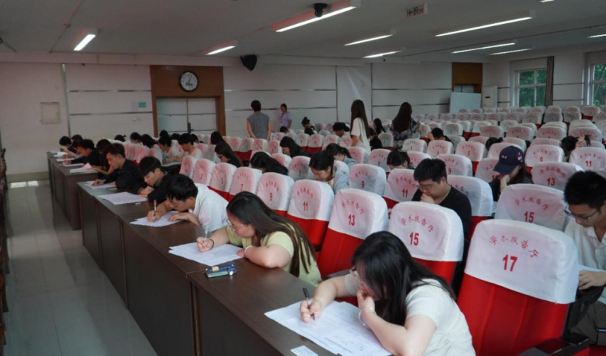 志愿服务|米乐mile官方网站2024年西部计划志愿者招募工作圆满结束