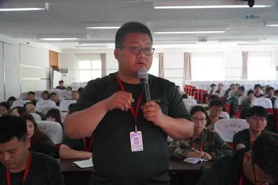 米乐mile官方网站组织召开征兵工作培训会