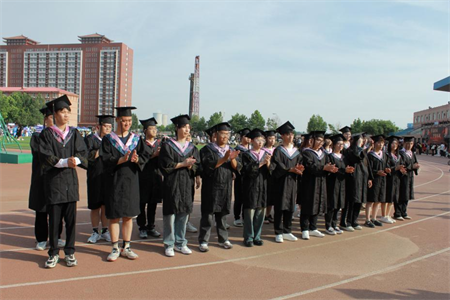 米乐mile官方网站艺术学院 “青春不散场，未来皆可期”2024届毕业典礼暨学位授予仪式