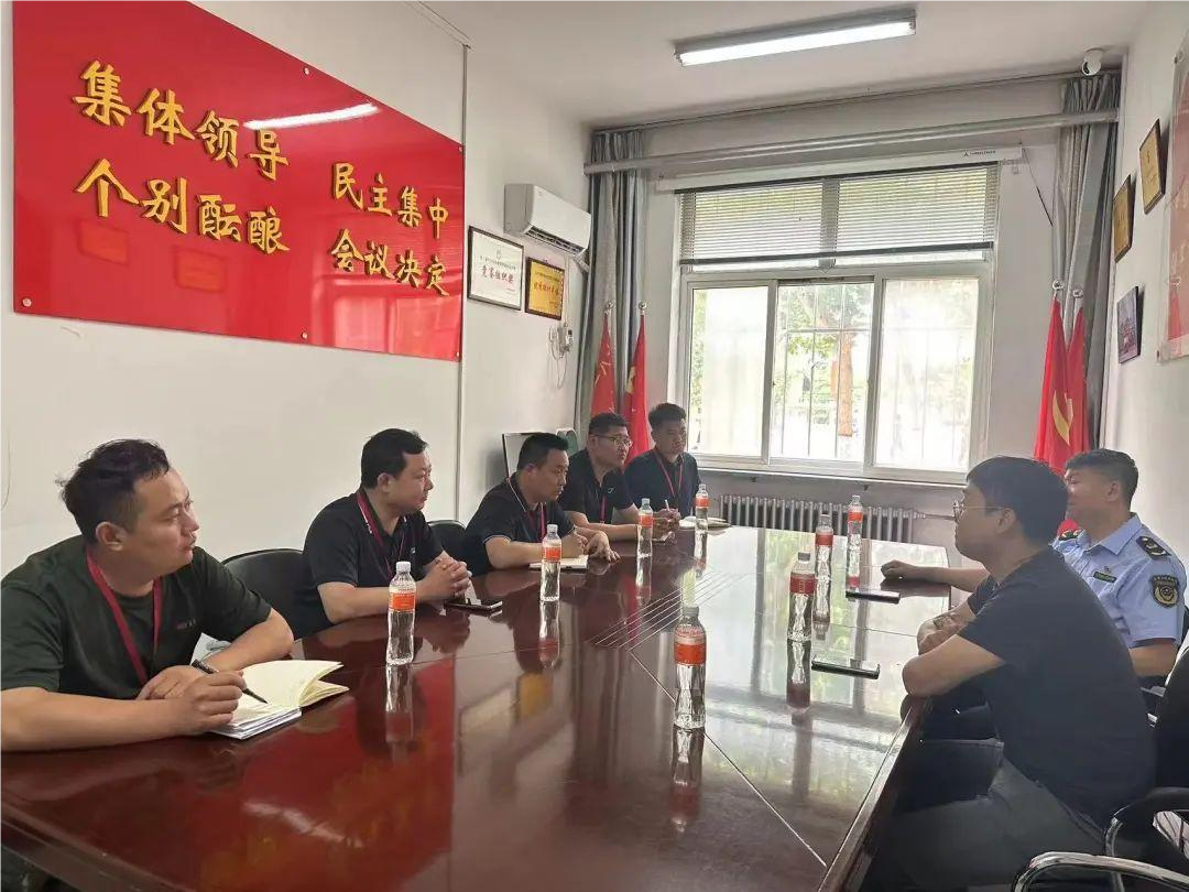 米乐mile官方网站与莲池区高校办、区市场监督局合作开展反传销教育宣传活动