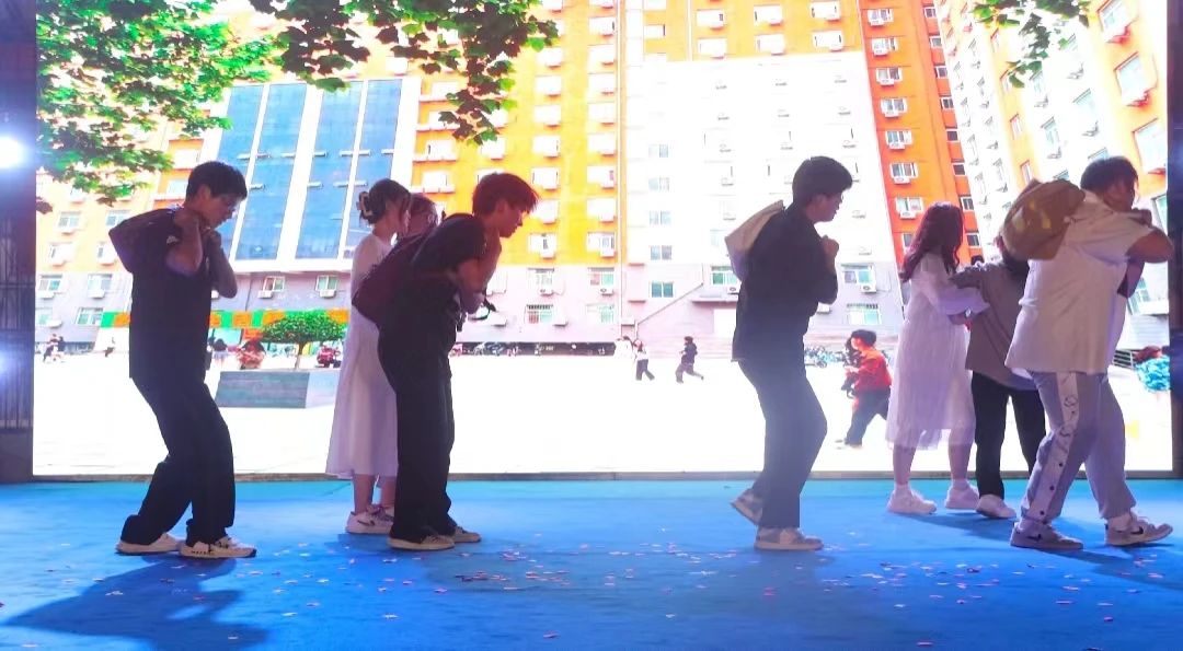 青春校园|青春绽放，梦想远航——米乐mile官方网站2024届毕业晚会圆满结束​