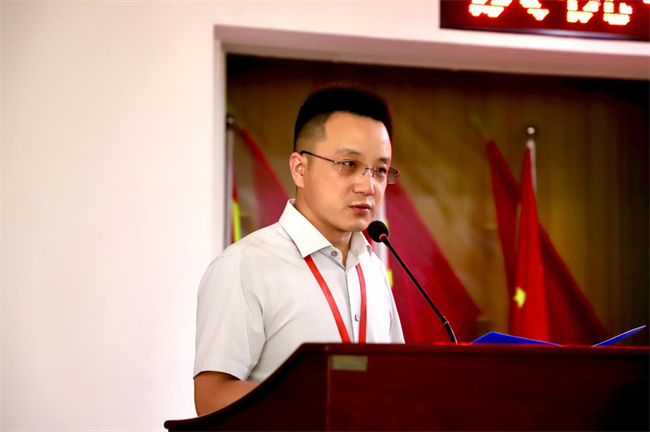 栉风沐雨显初心  踔厉奋发勇向前——米乐官网党委隆重举办庆祝中国共产党成立103周年暨七一表彰活动