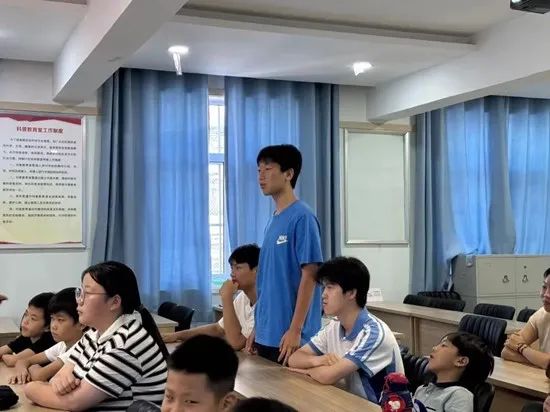 社会实践（十七）|七彩假期护童梦，情暖童心传文明①——米乐mile官方网站经济学院“三下乡”社会实践