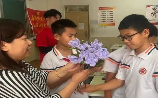 社会实践（十八）|七彩假期护童梦，情暖童心传文明②——米乐mile官方网站经济学院“三下乡”社会实践