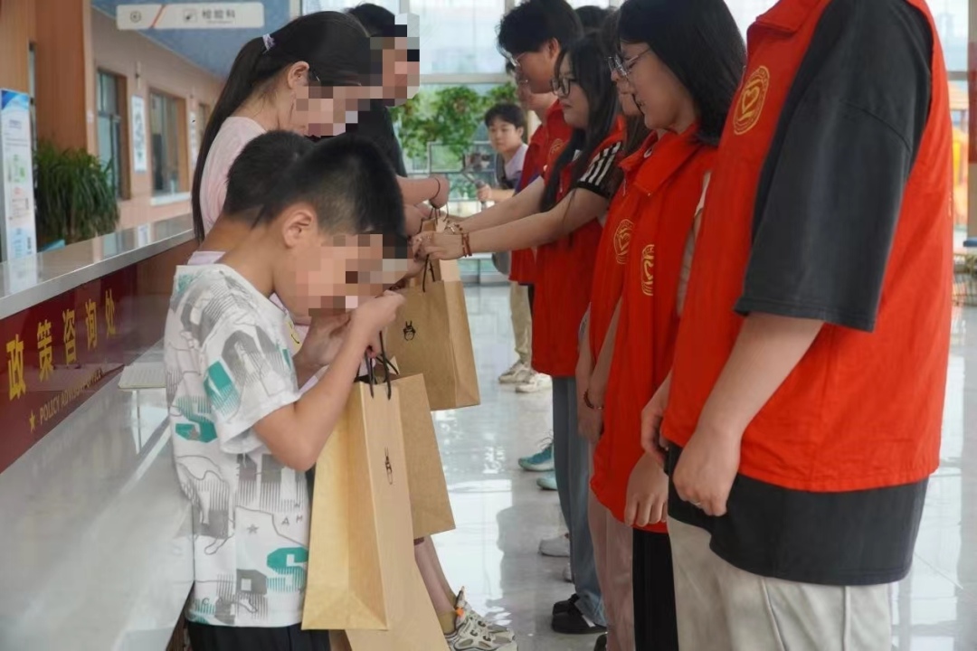 社会实践（三）|让爱无碍，健康成长——米乐mile官方网站“蒲公英志愿服务团”开展暑期三下乡社会实践活动