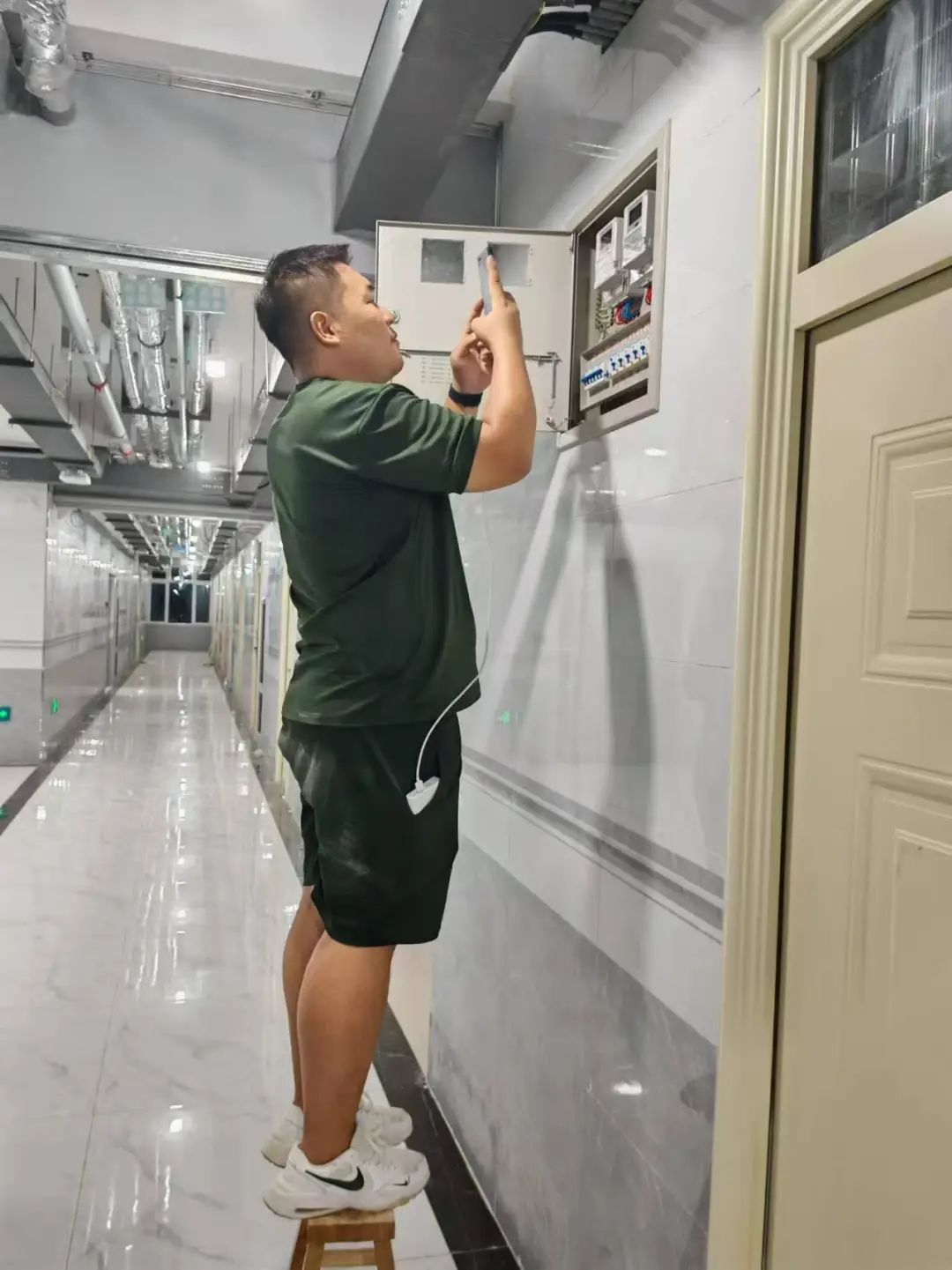 米乐mile官方网站||以爱迎新，服务引领美好大学路