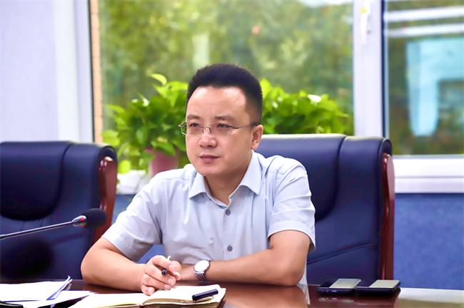 米乐mile官方网站召开9月份中层干部例会