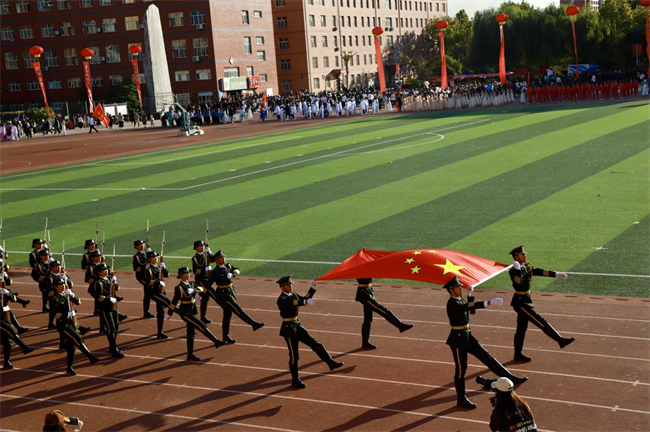 弘扬保理精神，展现青春风采 ----米乐官网举办2024年秋季运动会