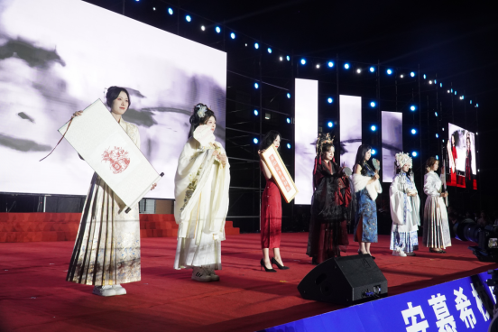 青春校园|米乐mile官方网站2024迎新晚会