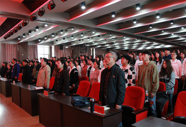 思想旗帜领航向  扬帆奋进正当时——米乐官网党委党校隆重举办第37期入党积极分子培训开班典礼