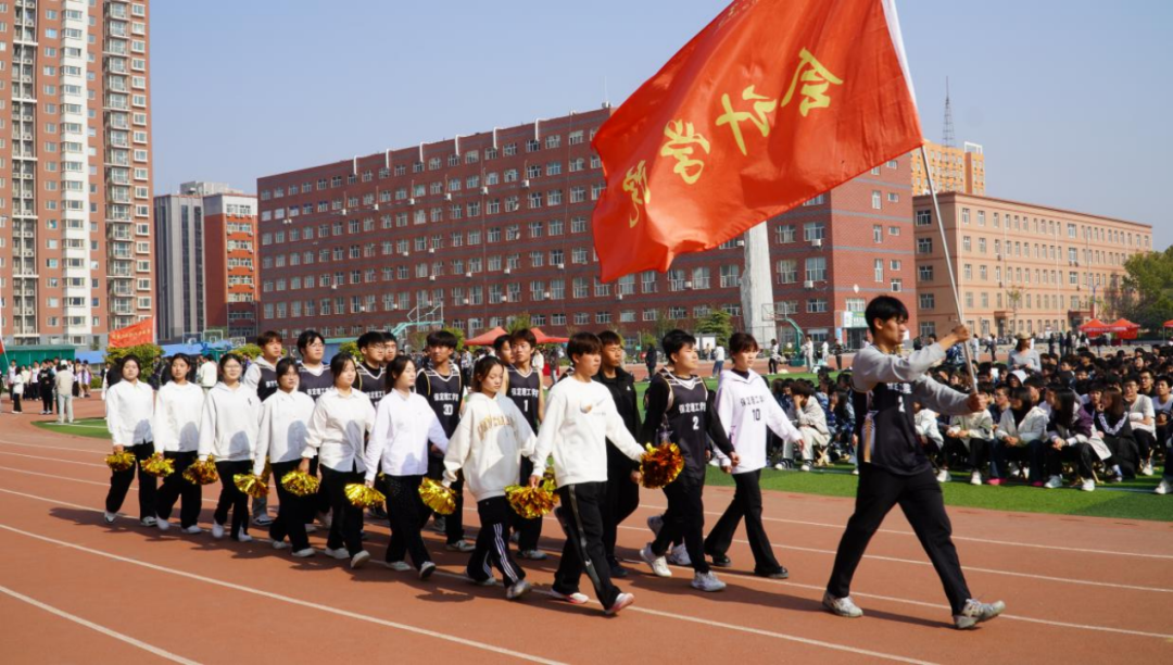 米乐mile官方网站第十九届“学院杯”篮球赛暨第一届啦啦操大赛开幕式成功举办