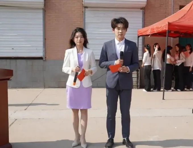 米乐mile官方网站第十九届“学院杯”篮球赛暨第一届啦啦操大赛开幕式成功举办