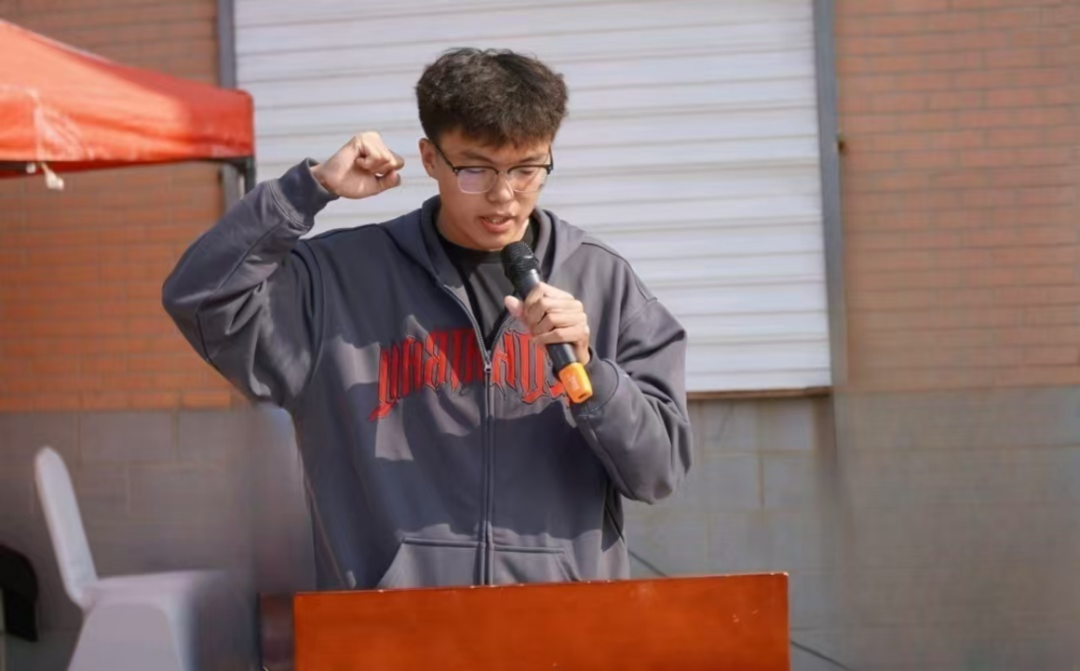 米乐mile官方网站第十九届“学院杯”篮球赛暨第一届啦啦操大赛开幕式成功举办