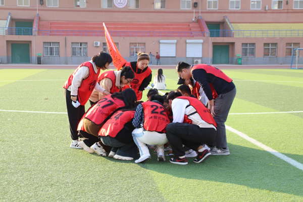 高校素质拓展活动|米乐mile官方网站|管理学院|凝聚团队力量 绽放青春风采