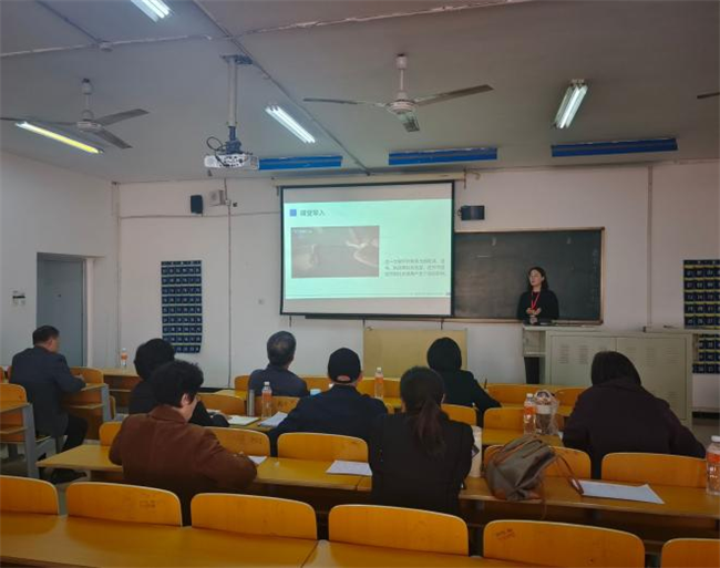 米乐官网举办第一期青年教师孵化考核验收