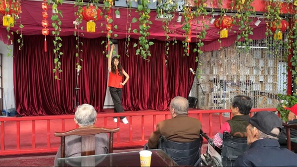 孝老敬老｜米乐mile官方网站｜管理学院｜传承孝老情 志愿暖人心——善孝居老年服务中心志愿服务