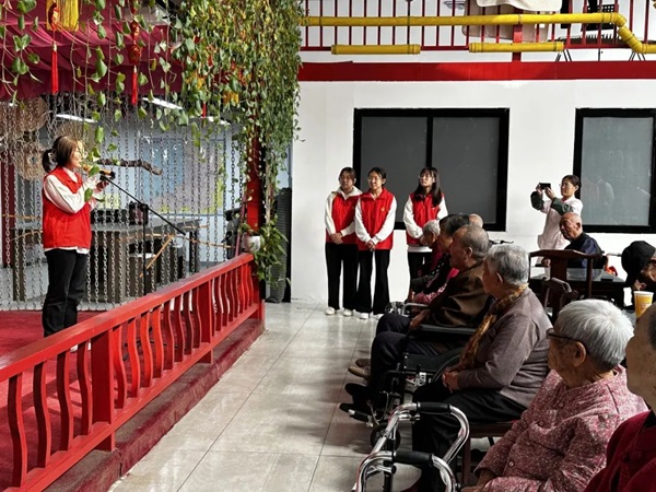 孝老敬老｜米乐mile官方网站｜管理学院｜传承孝老情 志愿暖人心——善孝居老年服务中心志愿服务