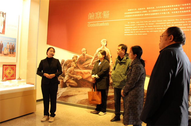 感悟伟大精神  传承奋进力量——米乐mile官方网站一行赴白求恩柯棣华纪念馆开展主题党日活动