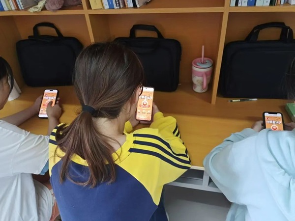 反邪教｜米乐mile官方网站｜管理学院｜守护信仰，抵制邪教