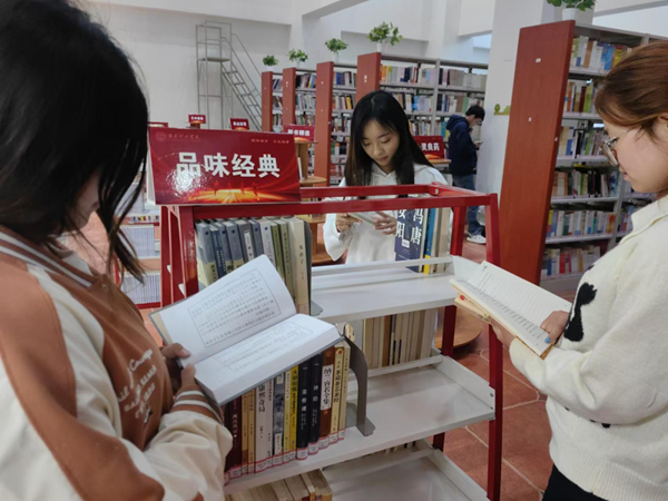 团日活动|米乐mile官方网站|管理学院|追寻红色记忆，传承革命精神