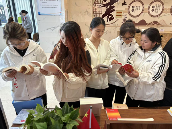 团日活动|米乐mile官方网站|管理学院|追寻红色记忆，传承革命精神