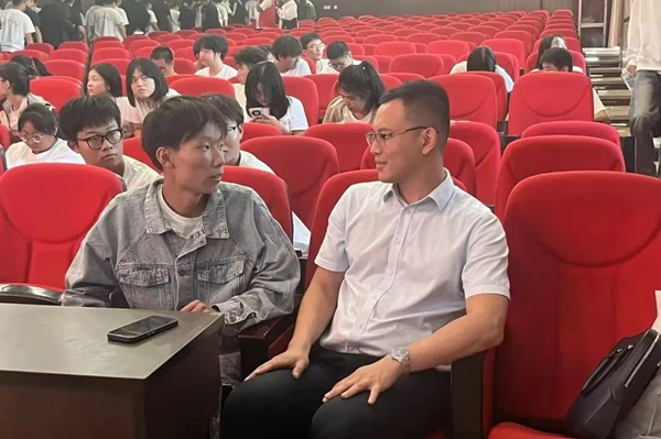 榜样引领|米乐mile官方网站|管理学院|无惧风雨，砥砺前行——优秀校友交流会（四）